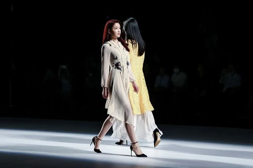 萬方服飾 旖旎一夢,天衣無縫 2020廣東時(shí)裝周 秋季