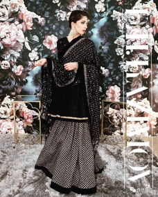 愛無界，秀恩愛新時尚 服飾博覽中的情侶穿搭美學